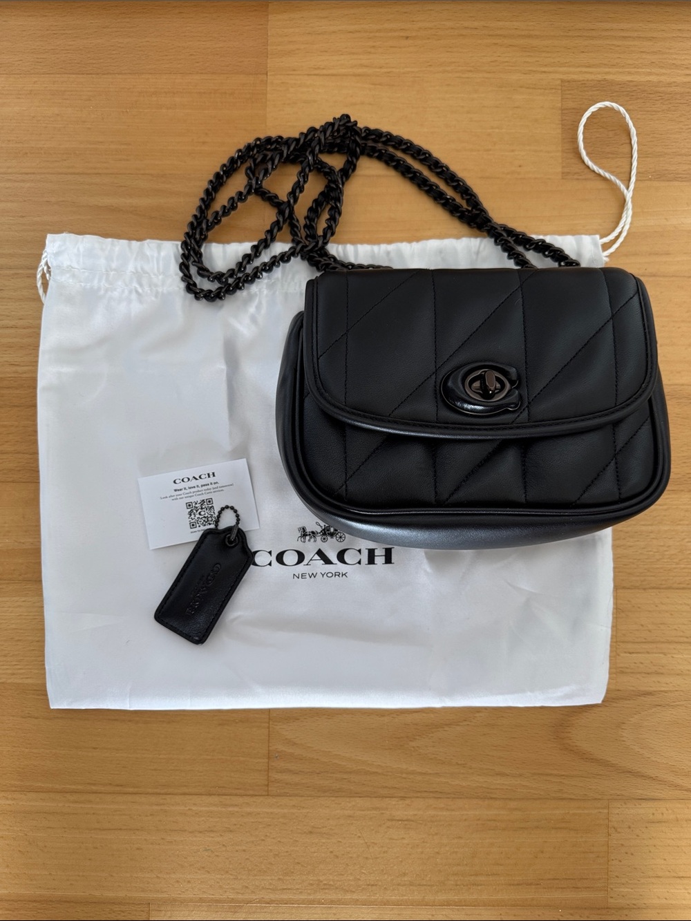 Coach Black Pillow Madison 20
